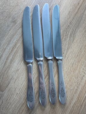 4-Oneida BIRD OF PARADISE Silver Plate  KNIVES 9.75”